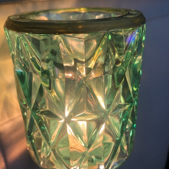 New - Picture 2 of 2